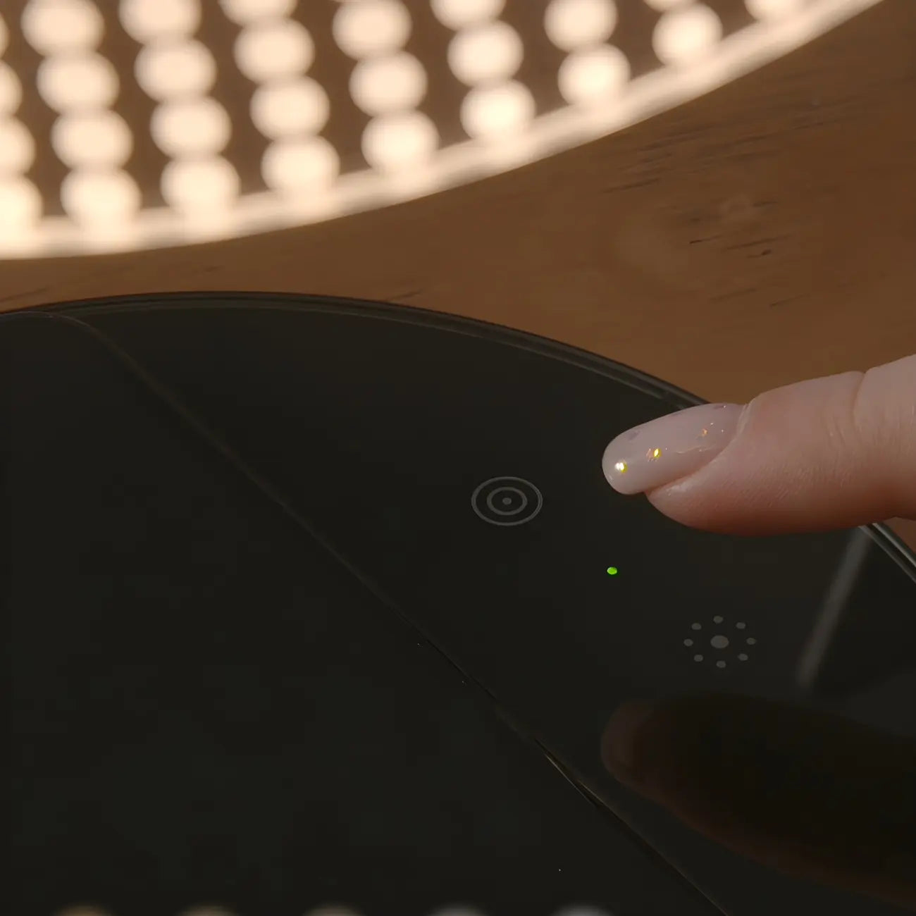 Lampe de table tactile unique en acrylique pour usage résidentiel