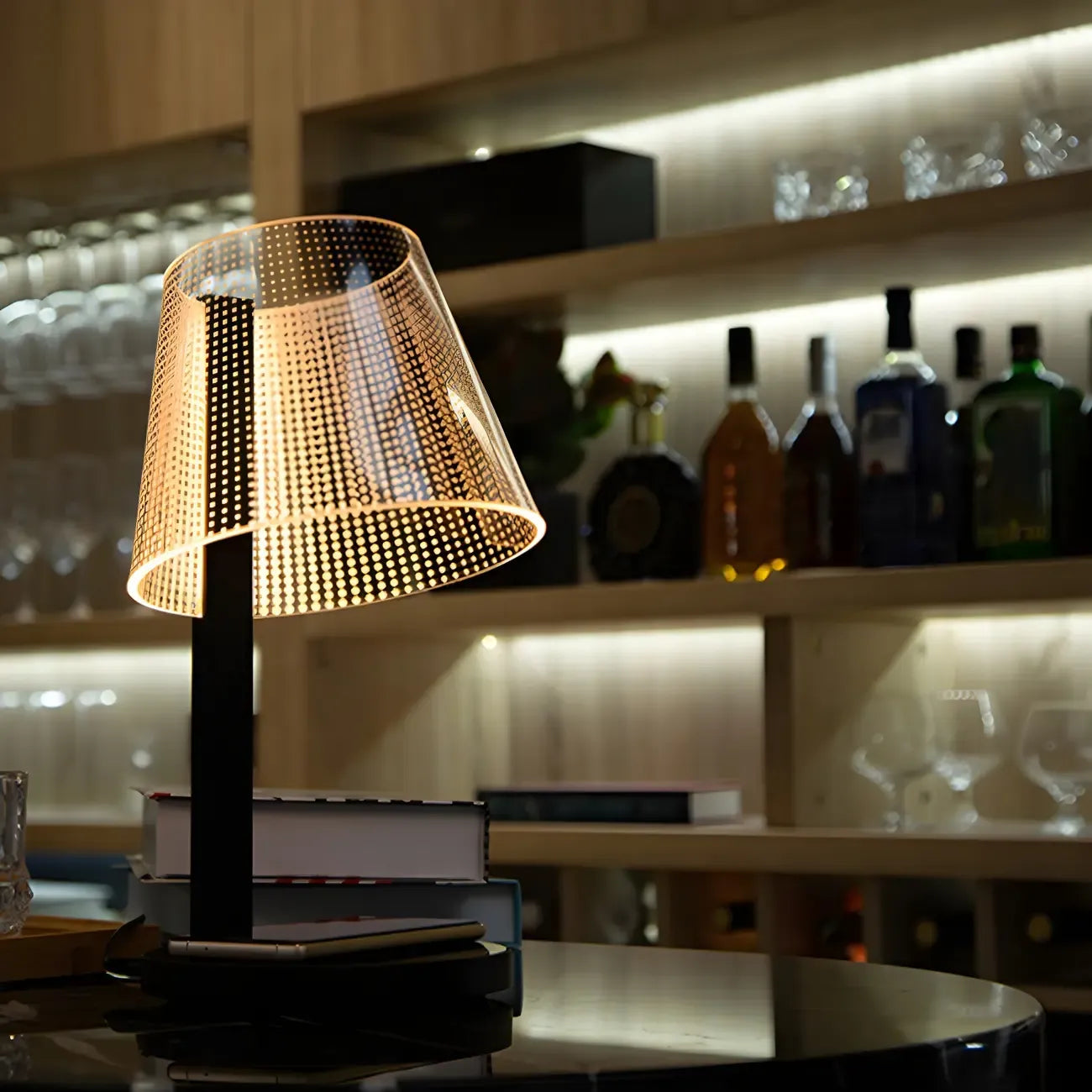 Lampe de table tactile unique en acrylique pour usage résidentiel