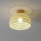 Plafonnier semi-encastré finition naturelle avec abat-jour en forme de dôme en corde