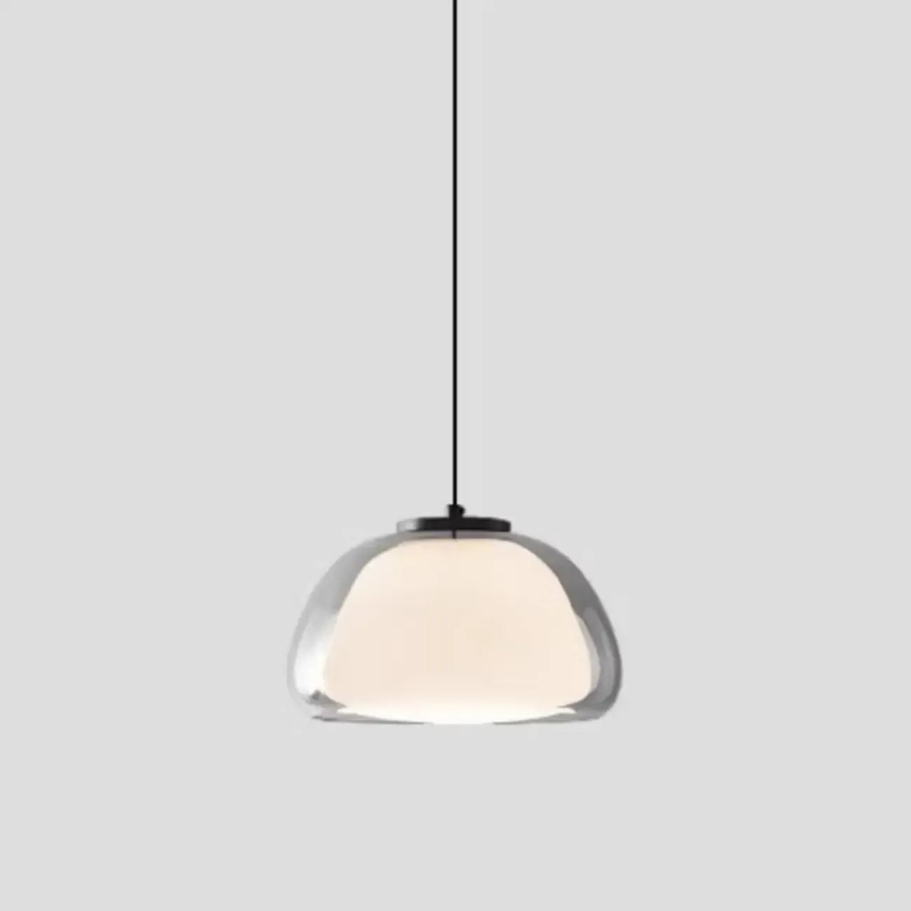 Suspension LED en verre laiteux style nordique pour salon