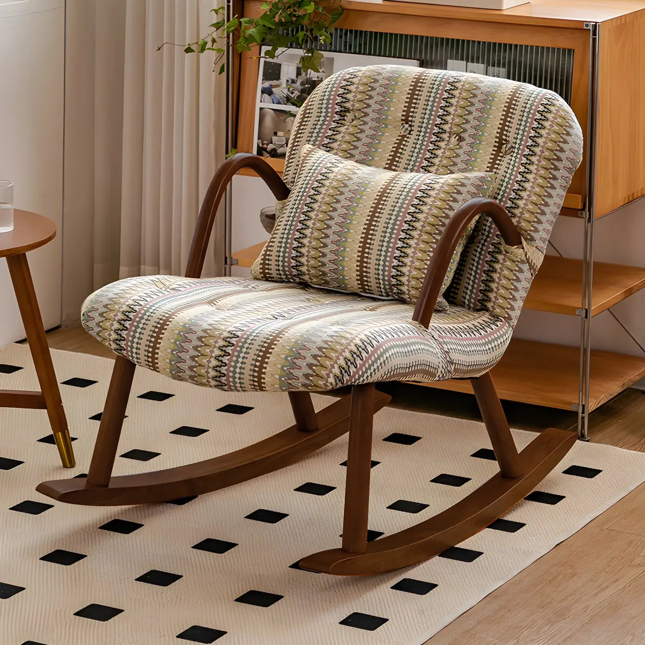 Fauteuil à bascule rustique en bois rembourré avec coussin
