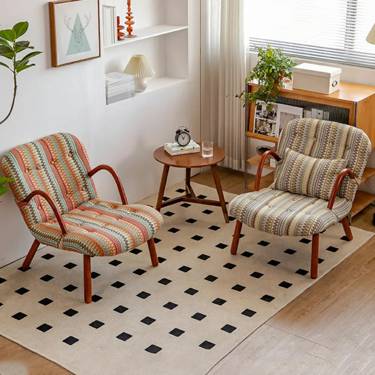 Fauteuil à bascule rustique en bois rembourré avec coussin