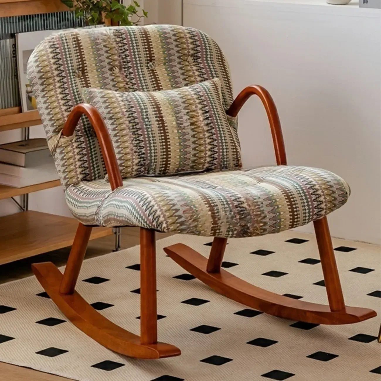 Fauteuil à bascule rustique en bois rembourré avec coussin