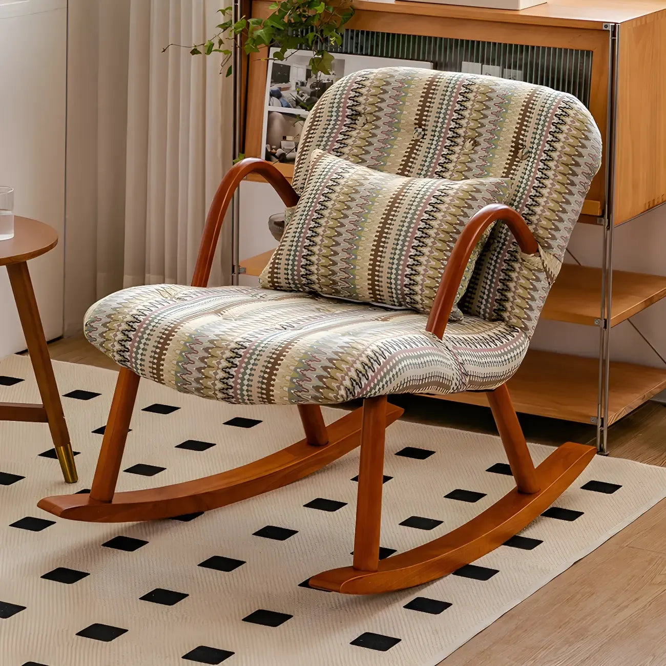 Fauteuil à bascule rustique en bois rembourré avec coussin