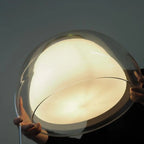 Suspension élégante en verre opalin LED au design raffiné