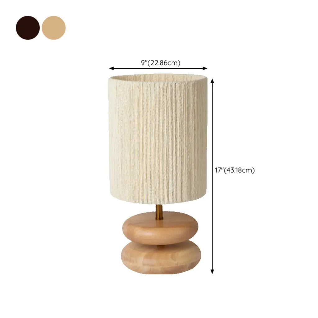 Lampe de table à brancher avec abat-jour beige et base en bois, pour usage résidentiel