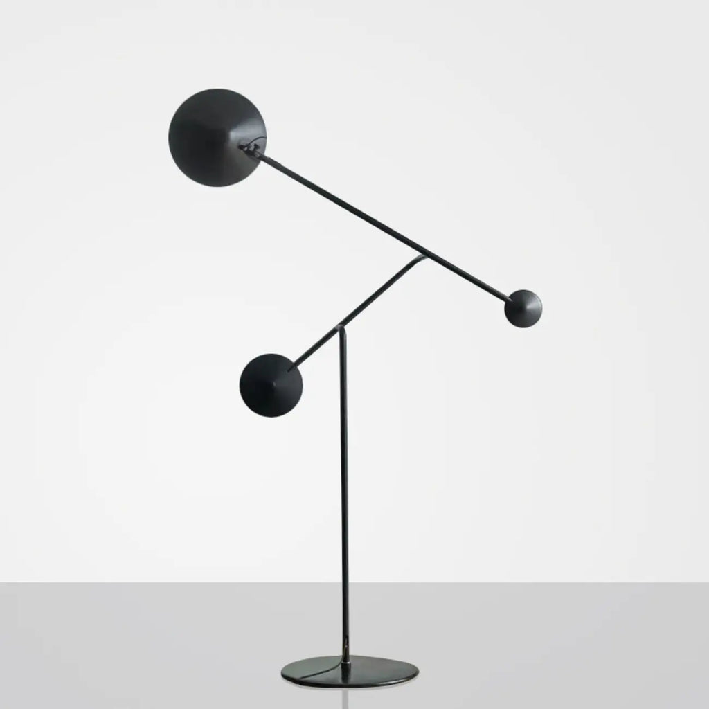 Lampadaire LED noir unique avec bras articulé pour salon