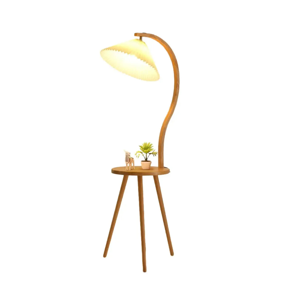 Lampadaire arqué en bois naturel et tissu beige avec étagère