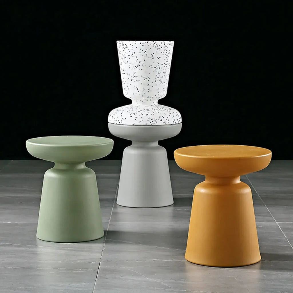 Table d'appoint ronde nordique mate pour petit canapé