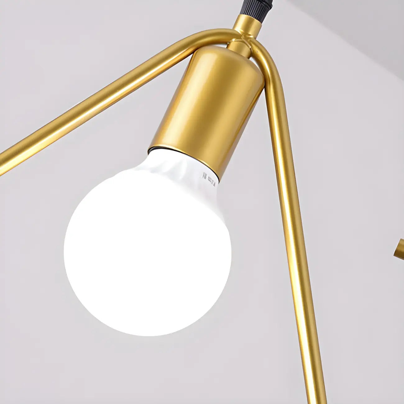 Luminaire îlot en métal géométrique industriel doré à 3 lumières