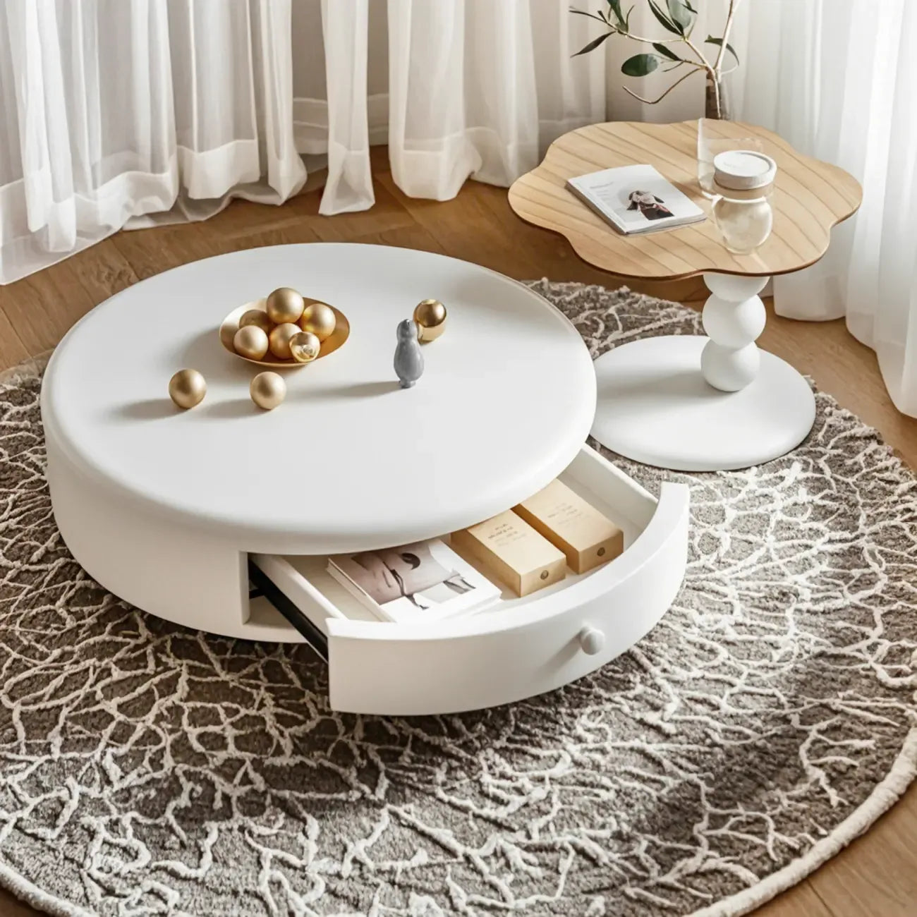 Table basse ronde moderne en bois blanc avec tiroir
