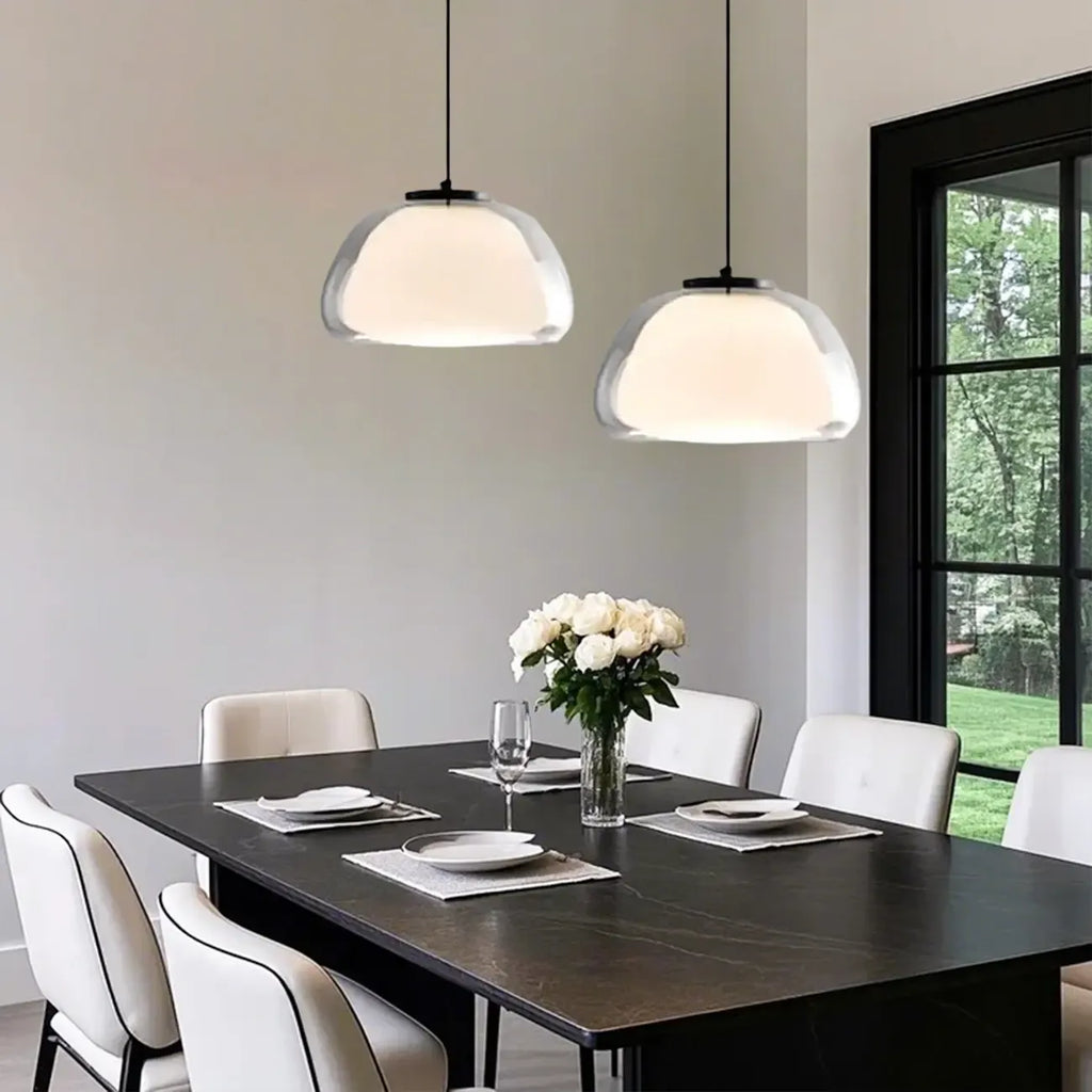 Suspension LED en verre laiteux style nordique pour salon