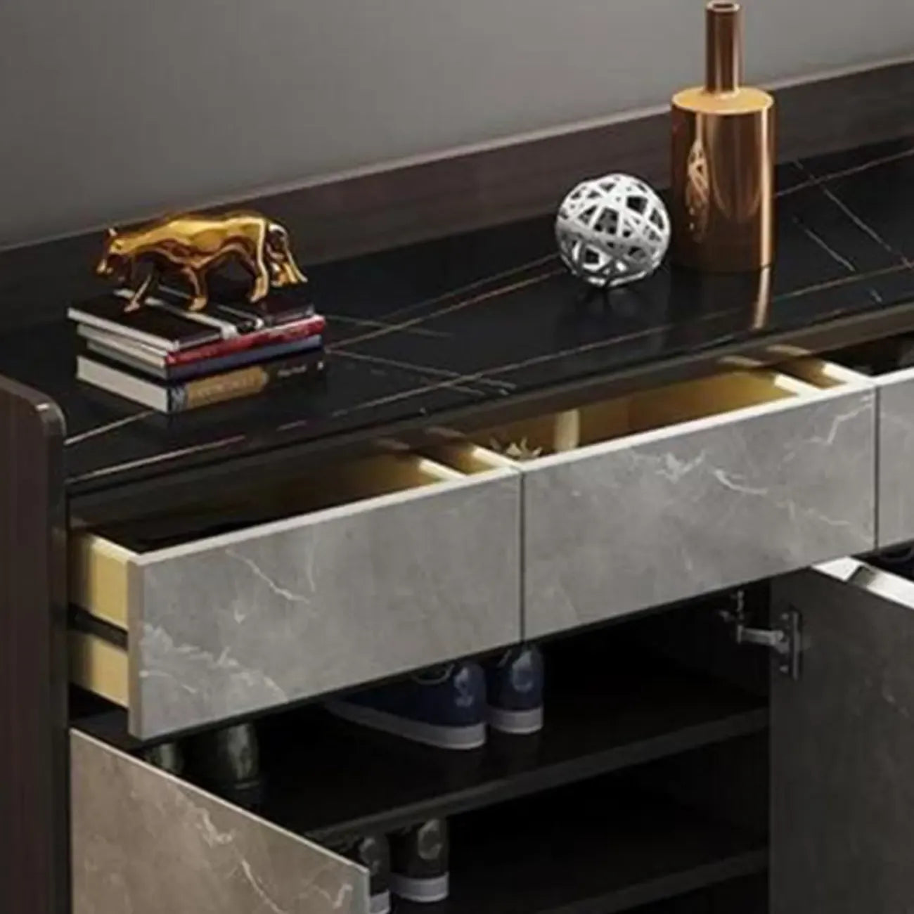 Meuble à chaussures moderne en bois gris avec plateau de rangement