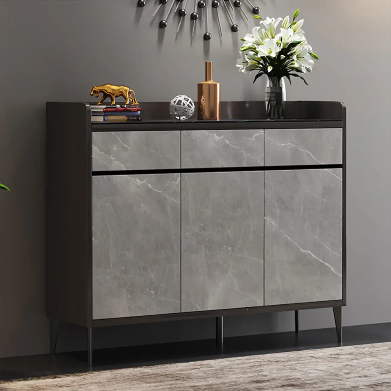 Meuble à chaussures moderne en bois gris avec plateau de rangement