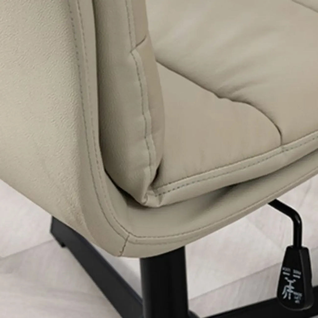 Fauteuils de bureau pivotants en cuir blanc avec verrouillage d'inclinaison