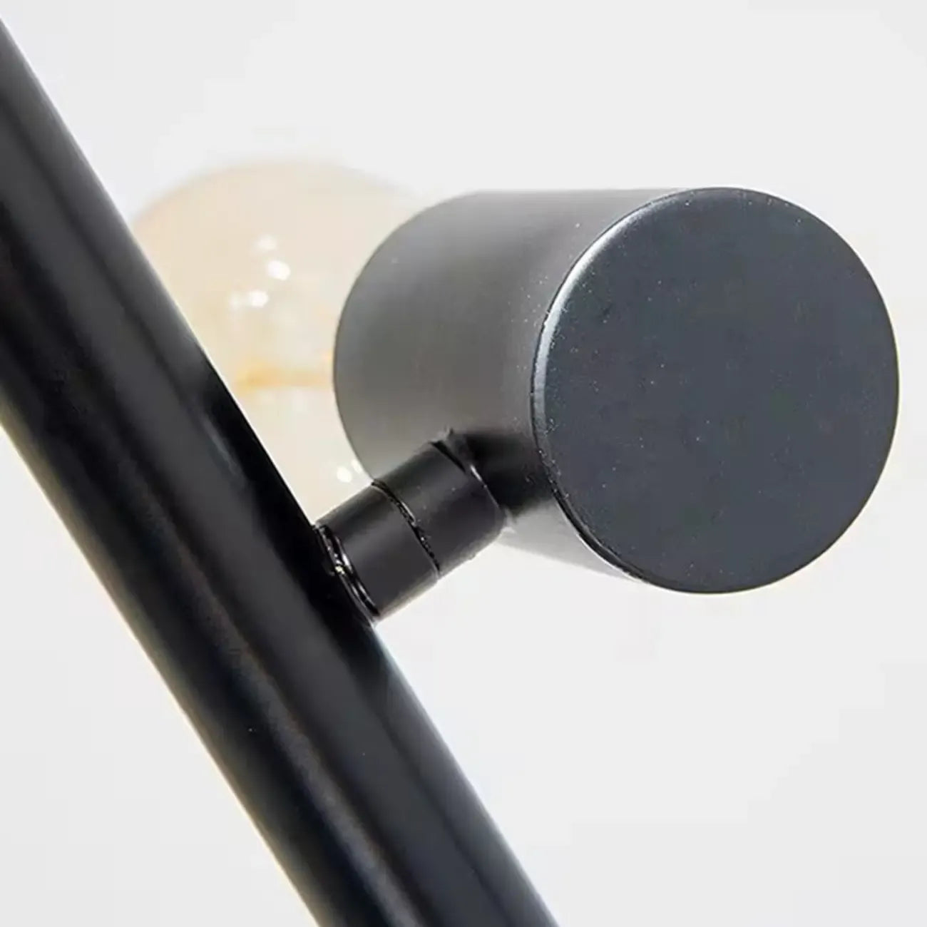 Suspension îlot en métal de style industriel, réglable, pour cuisine.