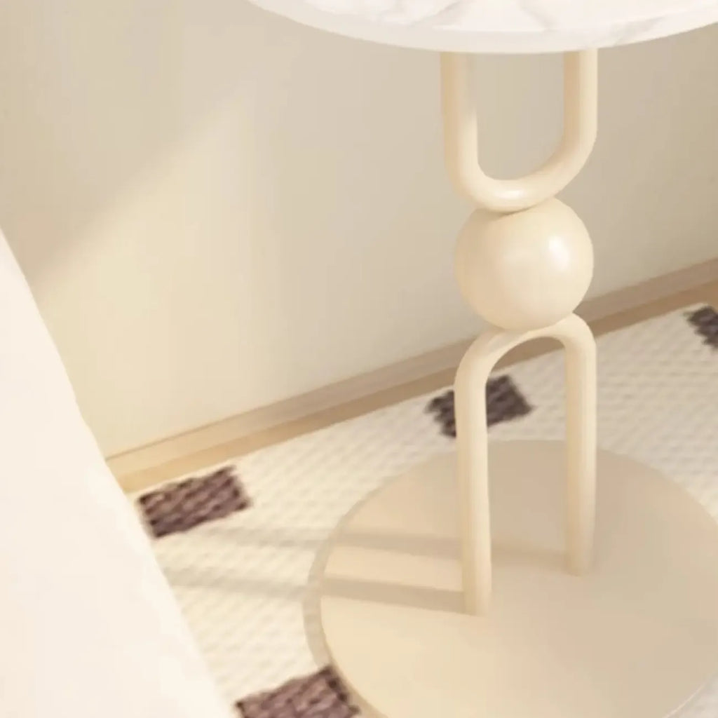 Table d'appoint ronde en métal noir brillant pour salon