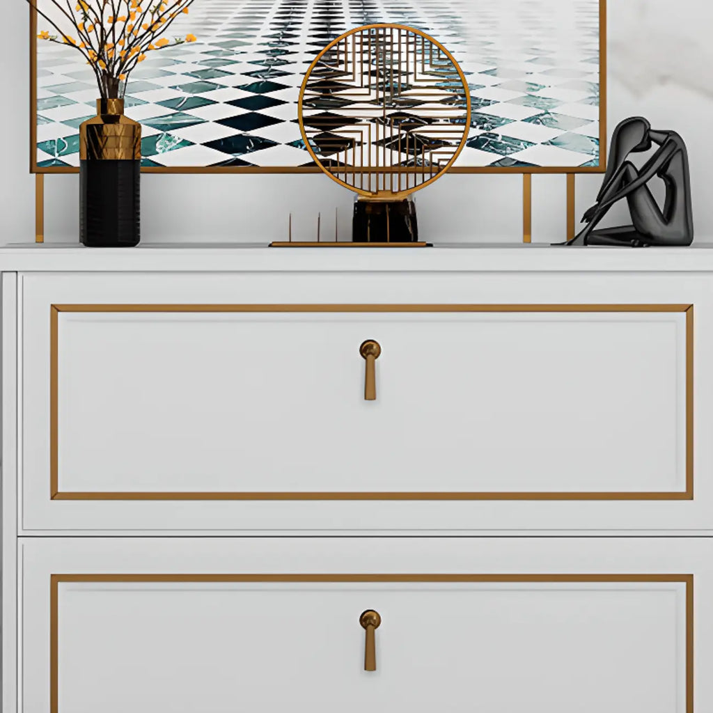 Meuble à chaussures en bois gris avec façade rabattable et étagères réglables