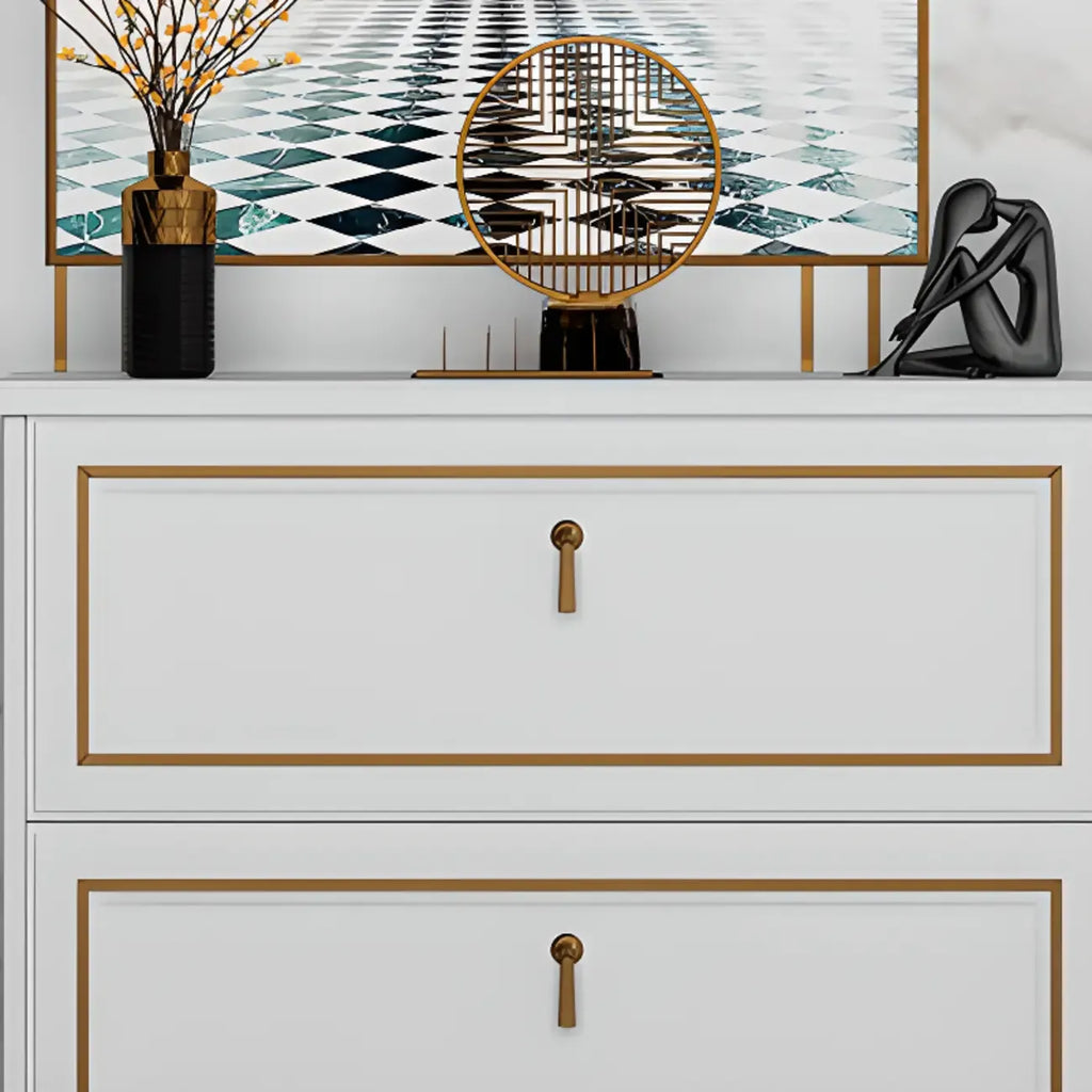 Meuble à chaussures en bois gris avec façade rabattable et étagères réglables