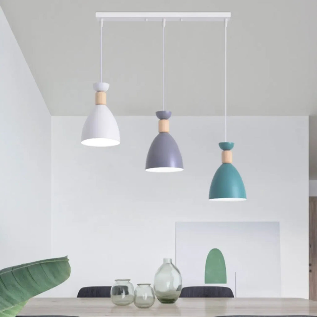 Suspension moderne conique en métal à 3 lumières pour îlot de cuisine