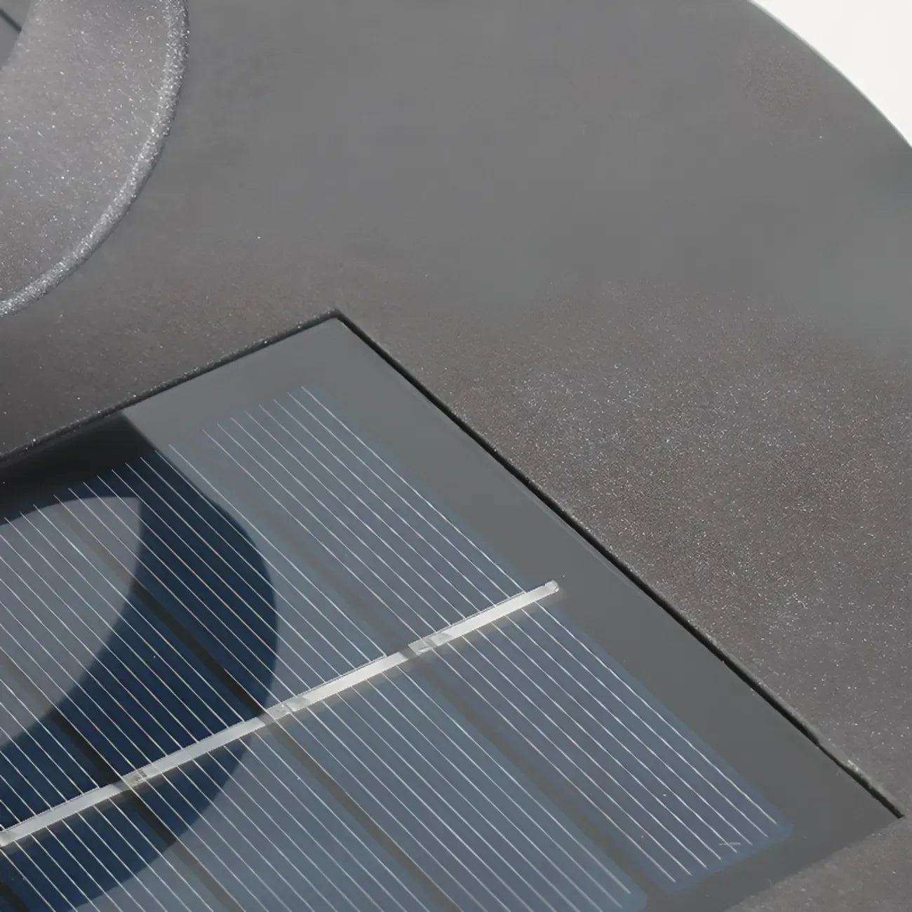 Lampes solaires portables cylindriques verticales pour poteaux d'extérieur