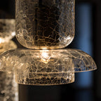 Suspension moderne en laiton et verre craquelé avec éclairage LED chaud