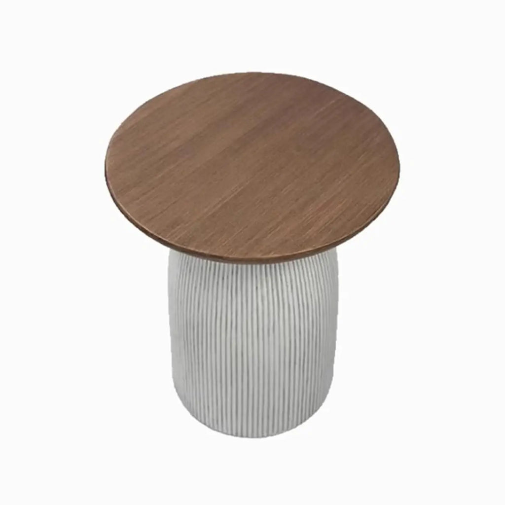 Table d'appoint ronde marron sur pied pour salon