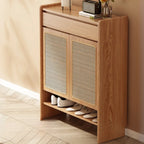 Meuble à chaussures bohème en rotin et chêne naturel