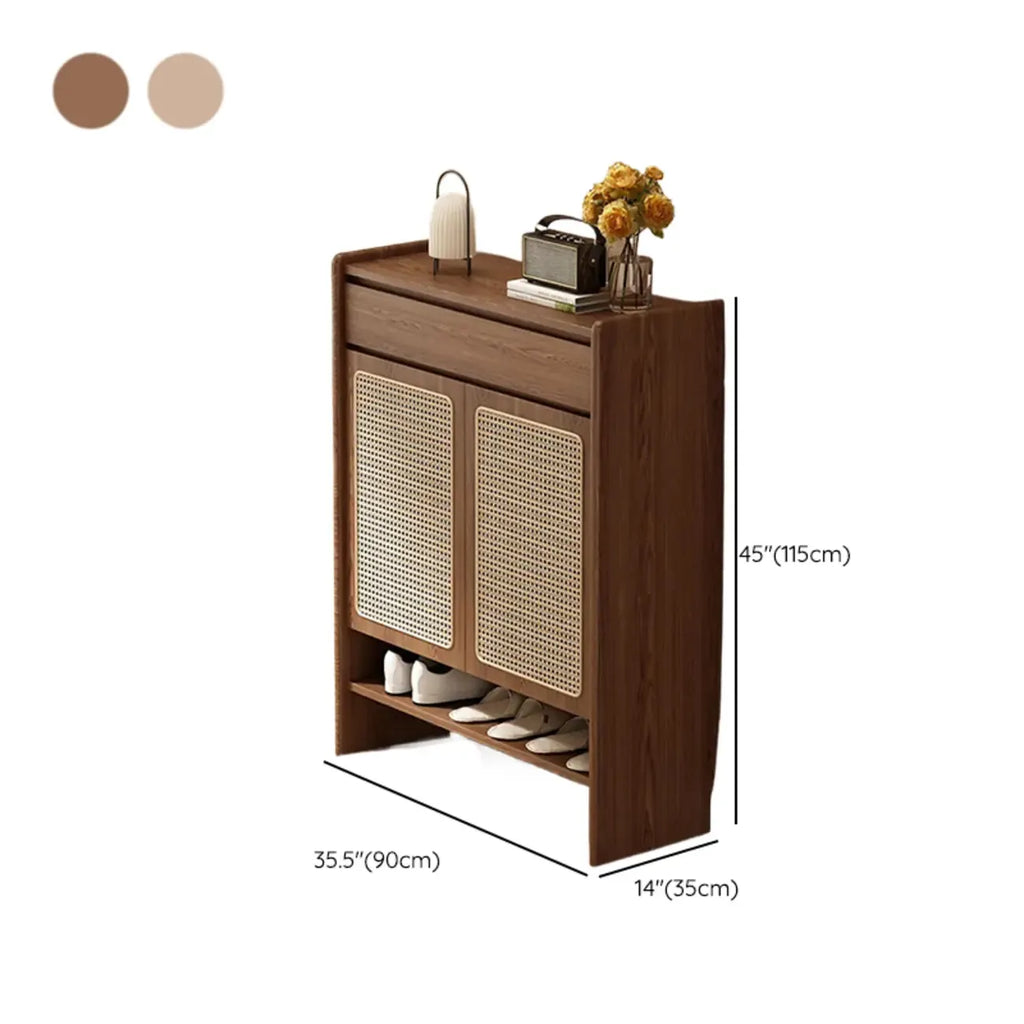 Meuble à chaussures bohème en rotin et chêne naturel