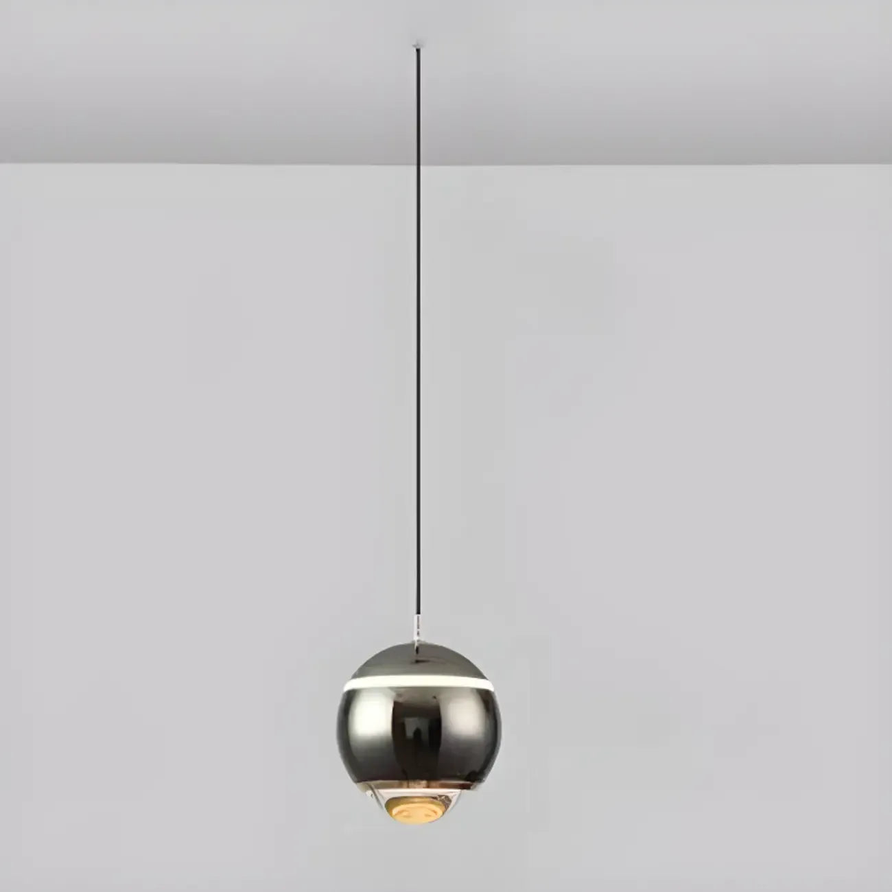 Suspension moderne en métal et verre avec globe et LED blanc chaud