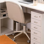 Fauteuil de bureau pivotant en cuir blanc simple