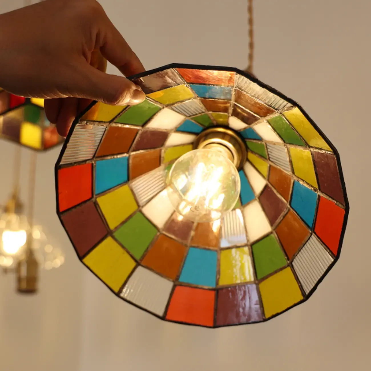 Suspension réglable en verre multicolore pour intérieur
