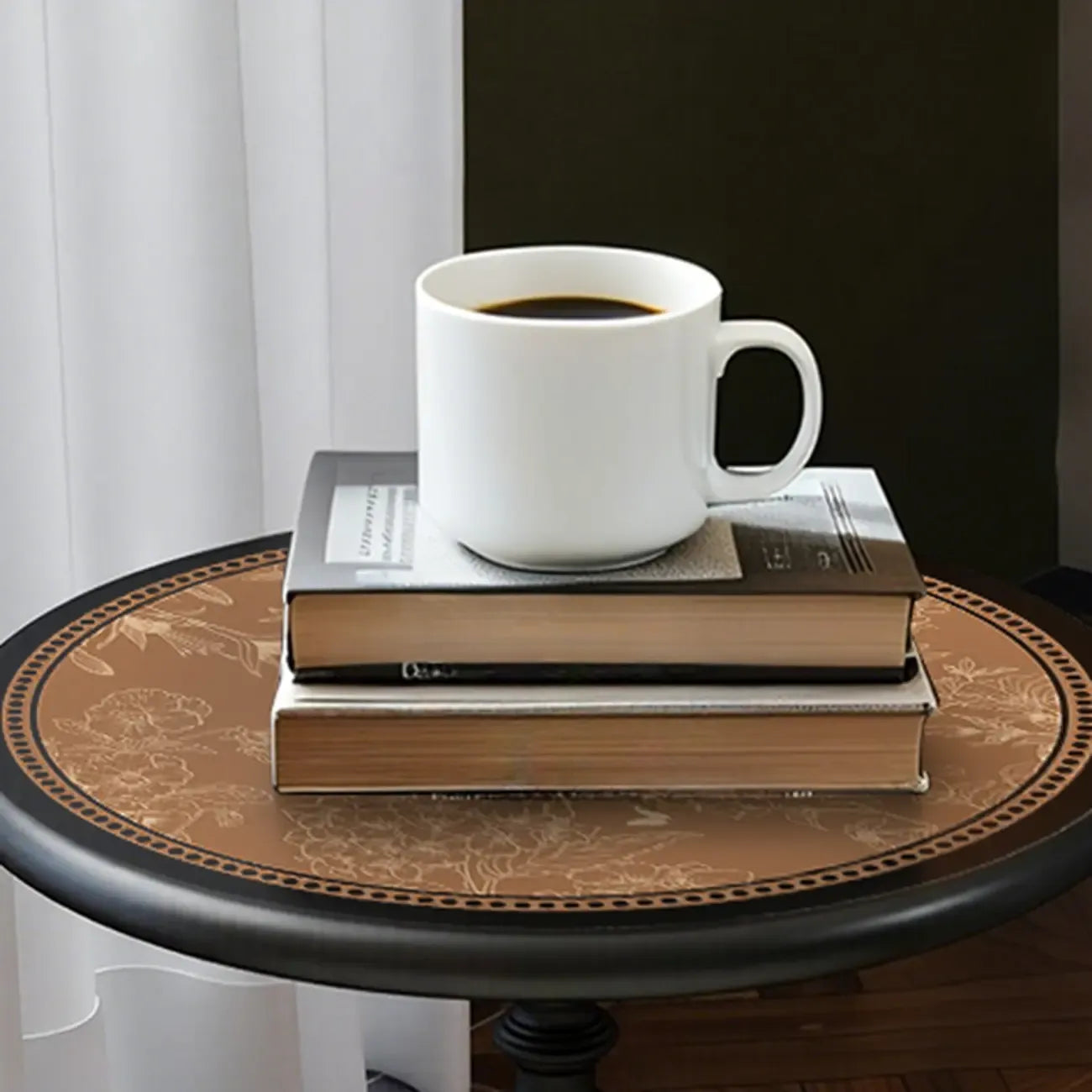 Table d'appoint moderne classique en fer forgé, noir et blanc