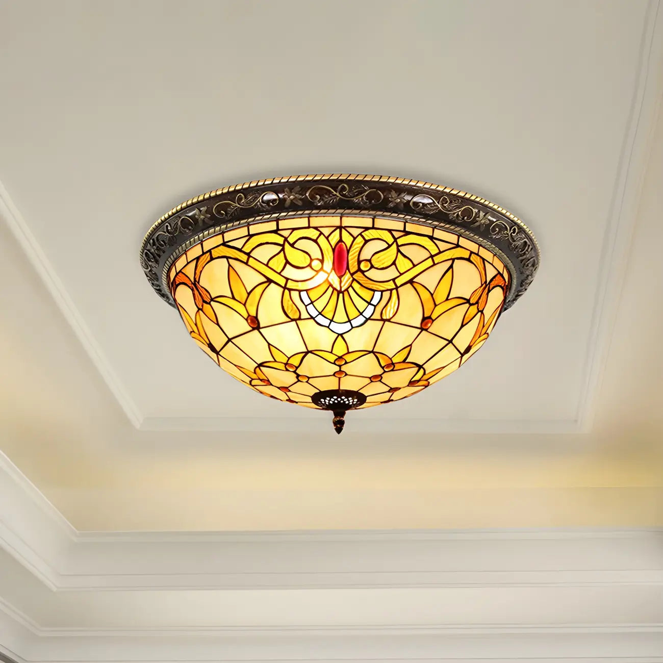 Plafonnier encastré avec abat-jour en vitrail vintage