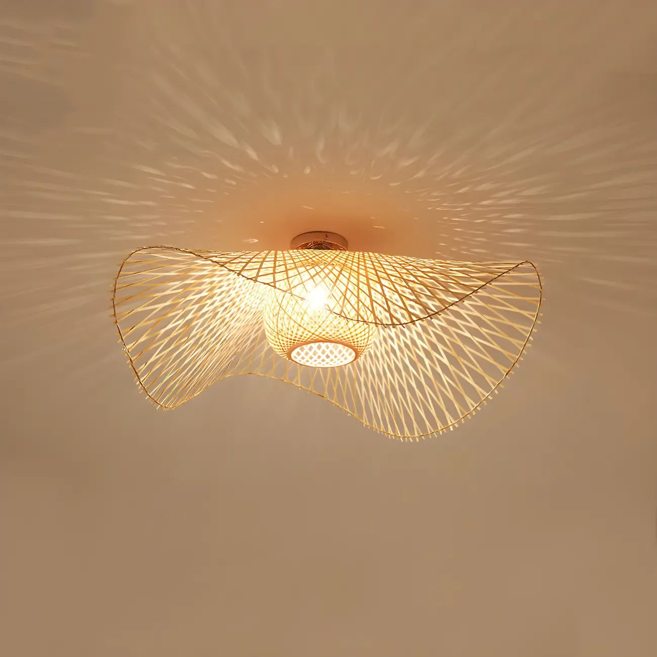 Plafonnier semi-encastré rustique oriental en rotin tressé