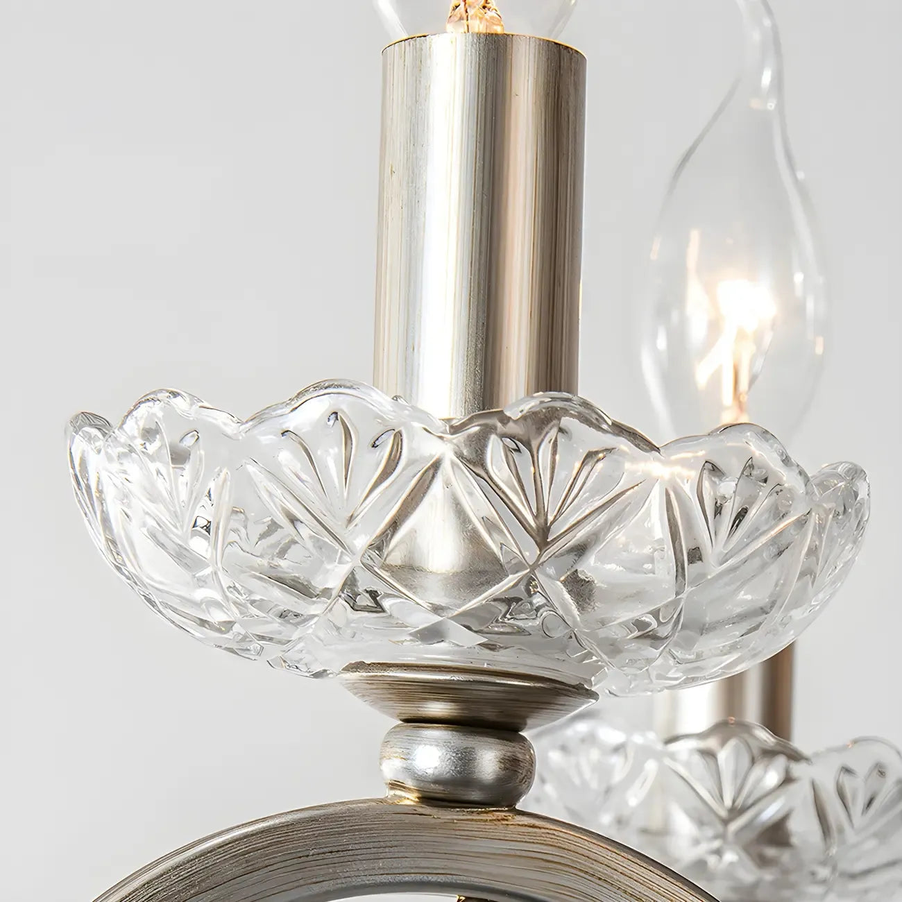 Lustre candélabre suspendu réglable en cristal argenté