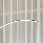 Lampadaire LED linéaire élégant en métal et gel de silice