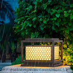 Lampadaires solaires extérieurs en métal à grille lumineuse tricolore