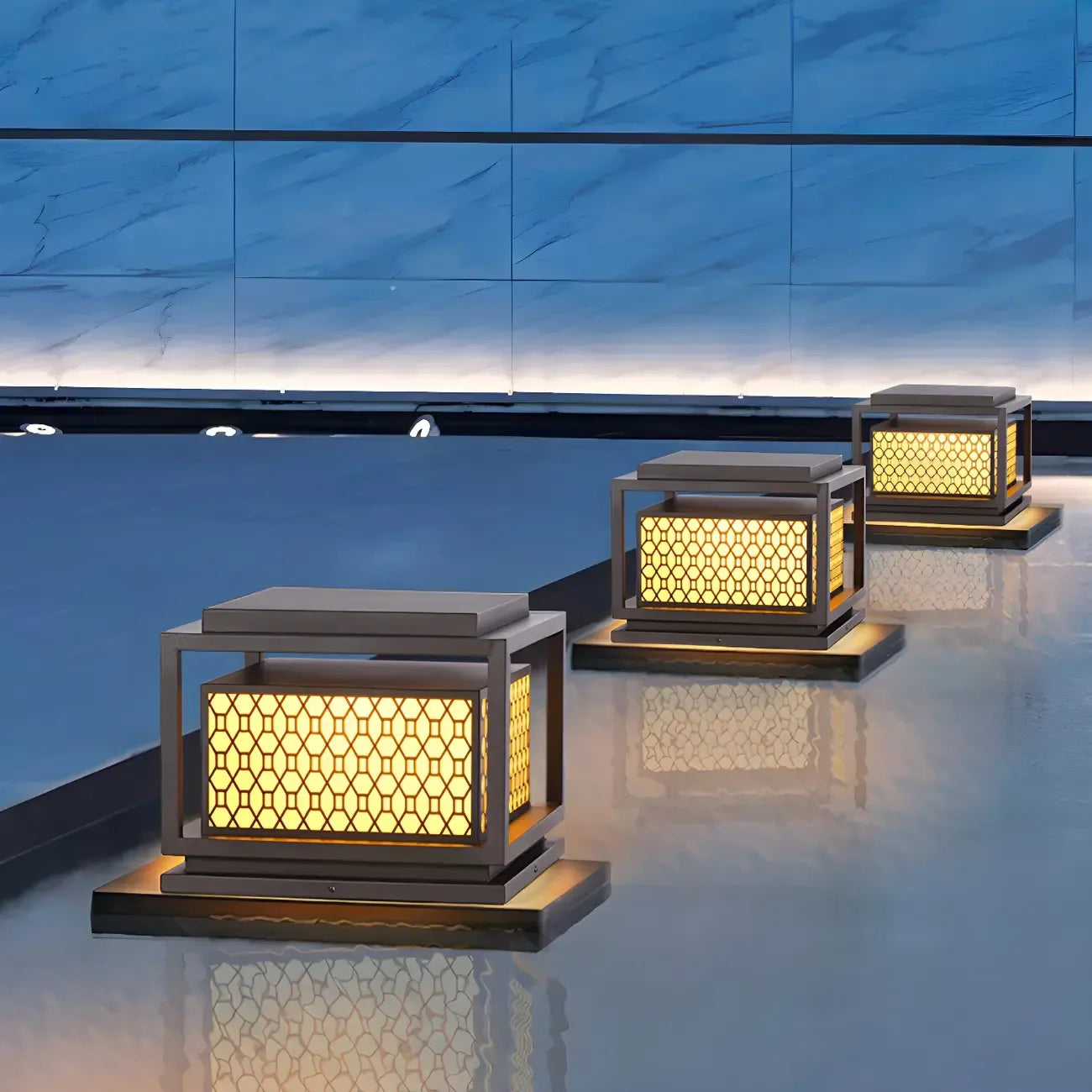 Lampadaires solaires extérieurs en métal à grille lumineuse tricolore