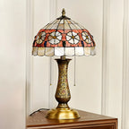 Lampe de table en laiton antique à deux lumières, en forme de dôme et verre coloré