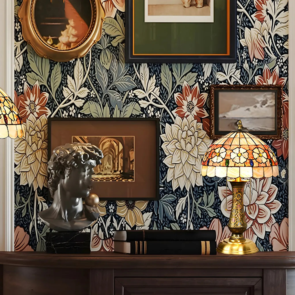 Lampe de table en laiton antique à deux lumières, en forme de dôme et verre coloré