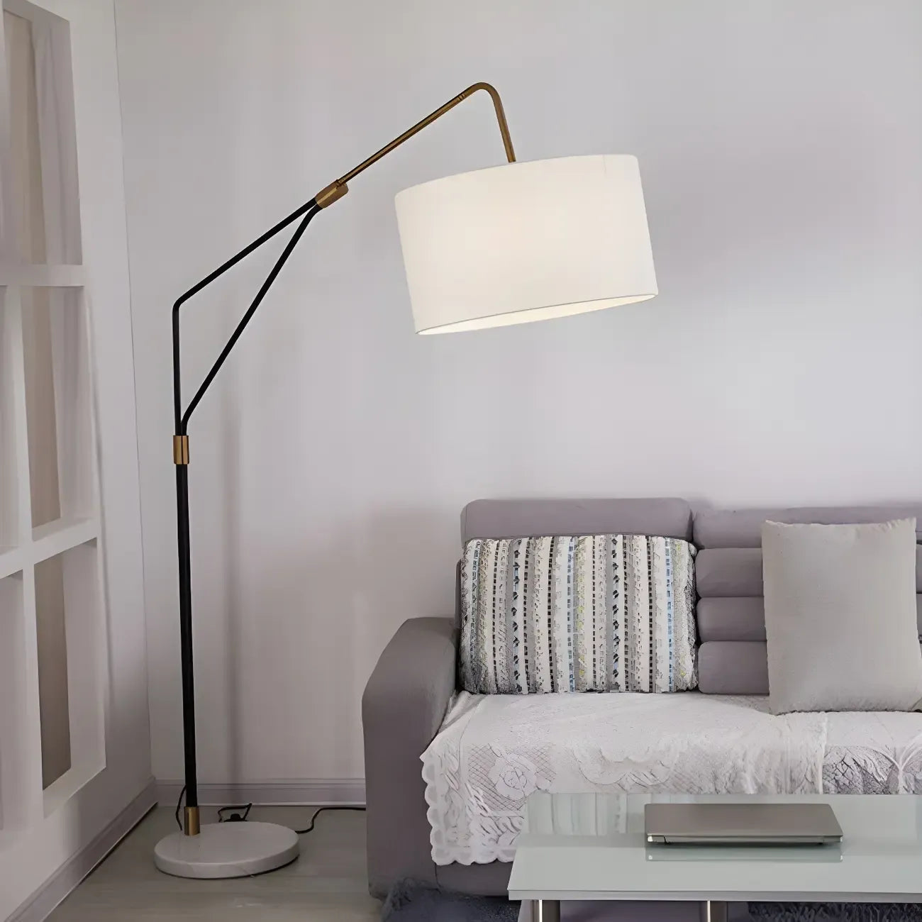 Lampadaire LED moderne, inclinable et réglable, blanc, style moderne