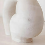 Lampe de table géométrique en résine blanche à intensité variable pour chambre à coucher