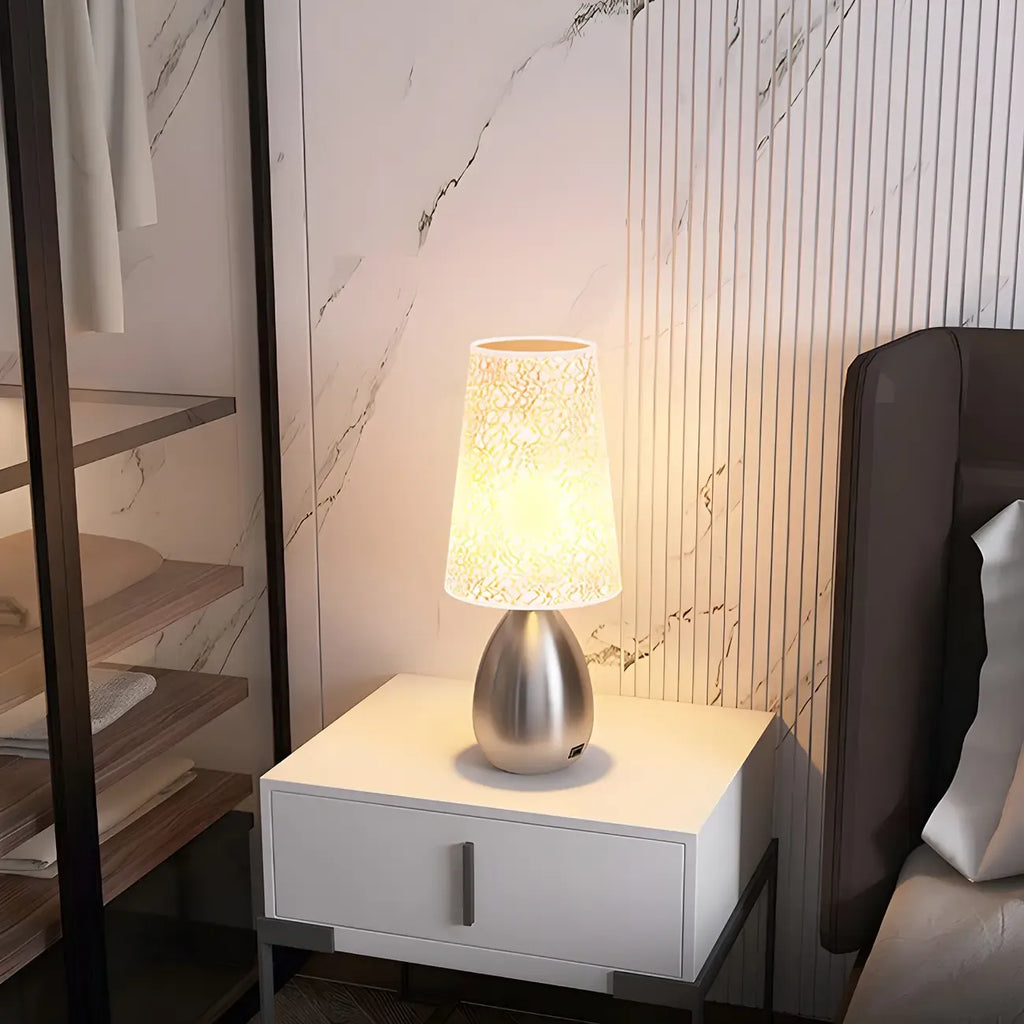 Lampe de table tactile LED élégante en tissu noir pour chambre à coucher